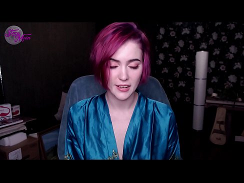 ❤️ ロシア人少女から英語で自慰行為の指導を受ける ❤ ポルノ ❌️